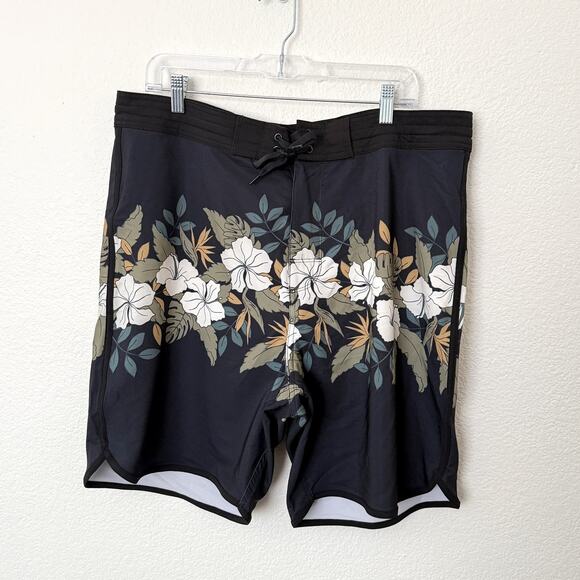 [Old Navy] Black Floral Print Built-In Flex Board Shorts Swim Trunks NWT Size 38 - Picture 2 of 11